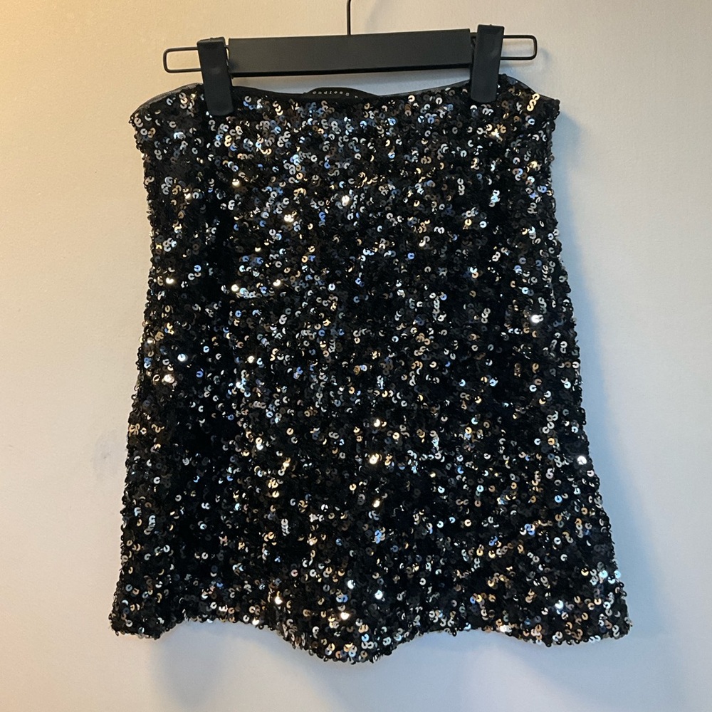 ✨ANTHROPOLOGIE Endless Rose STRETCHED SEQUIN MINI SKIRT Size Medium
